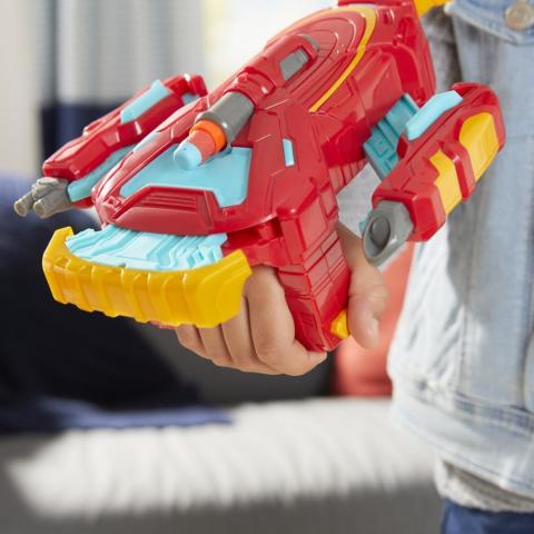 Hasbro Avengers Mech Srike Strikeshot Gauntlet F0266