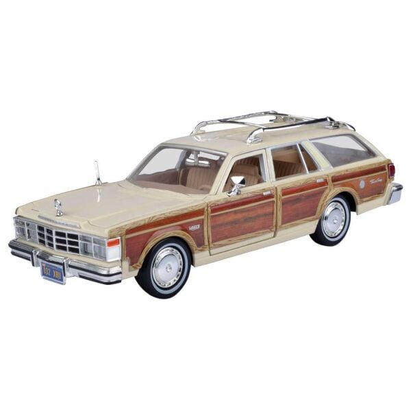 Vardem 1:24 1979 Chrysler Lebaron Town Country