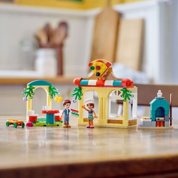 Lego Friends Heartlake City Pizzacısı 41705