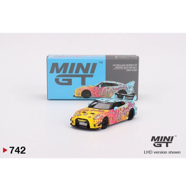 Mini GT 1/64 LB Silhouette Works GT Nissan