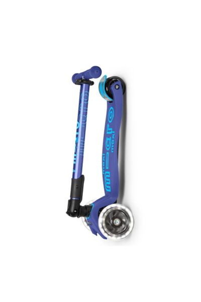 Maxi Micro Deluxe LED Foldable Navy Blue MMD099