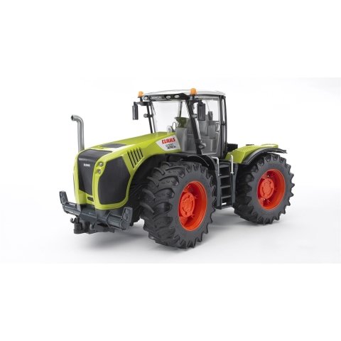 Bruder Class Xerion 5000 Traktör BR03015
