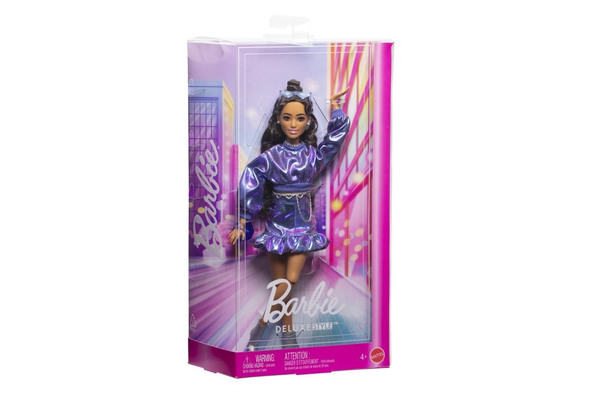 Mattel Barbie Deluxe Stil Moda Bebeği JFP42