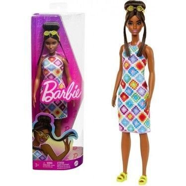 Mattel Örgü Elbiseli Barbie Fashionistas HJT07