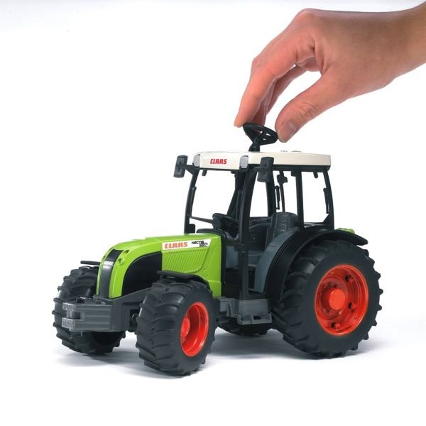 Bruder Claas Nectıs 267F Traktör BR02110
